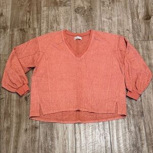 Urban Outfitters Oversized Off the Shoulder Sweater in a muted Coral sz M